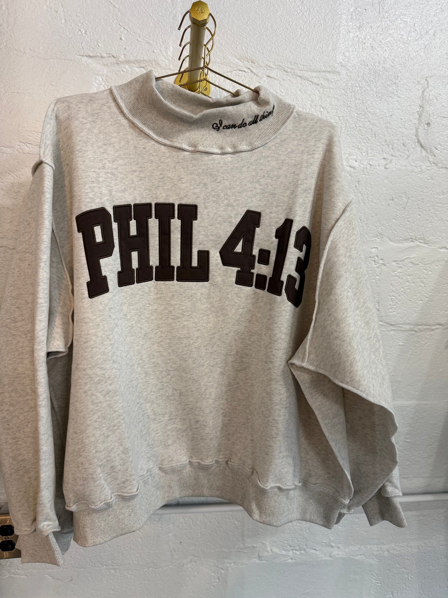 Phil 4:13 Mock-neck